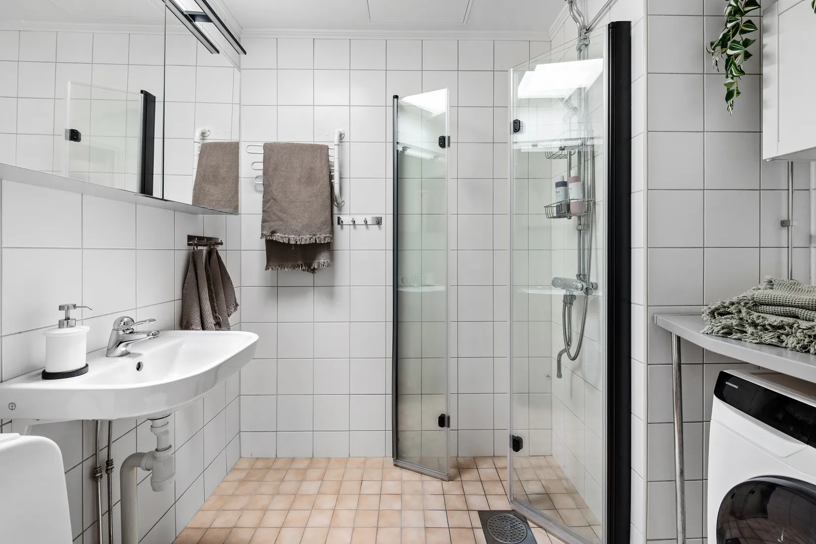 Bostadsrätt, Radhus, Värmlandsvägen 339, Farsta, Stockholm