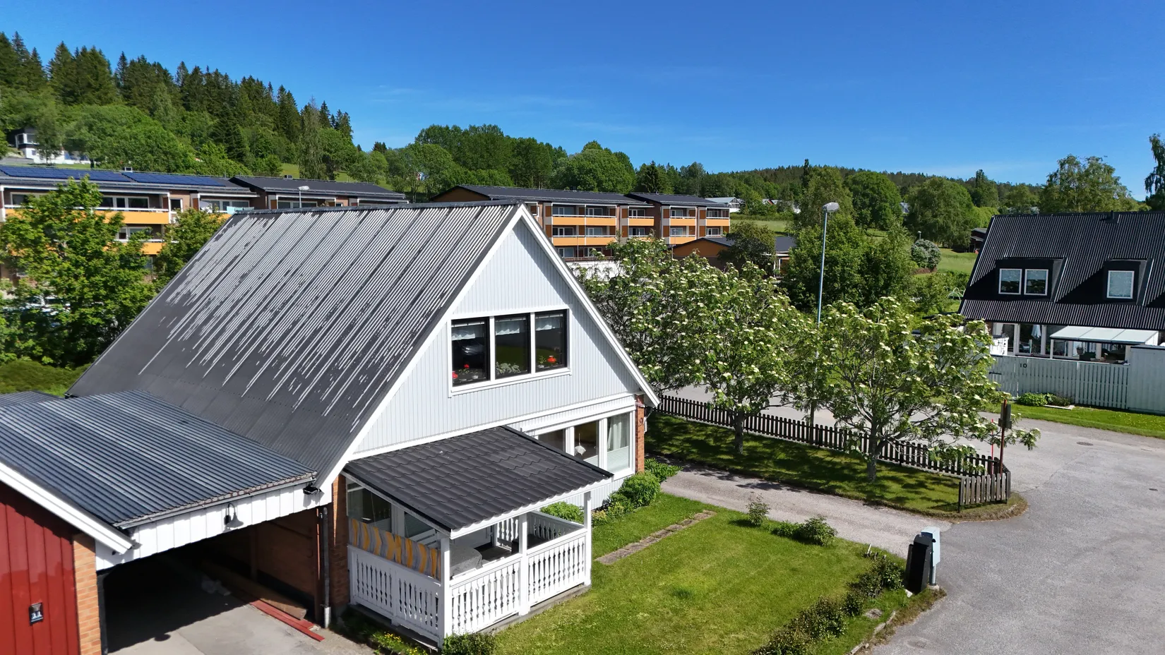 Radhus, Klarinettgatan 9, Gånsvik, Härnösand