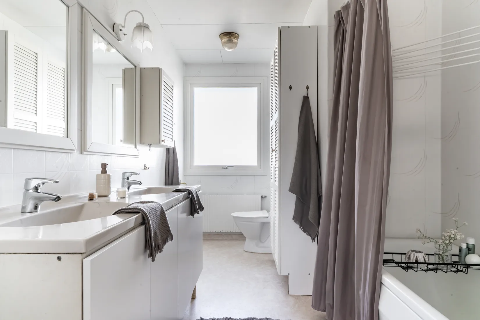 Radhus, Ulahallsvägen 29, Vä, Kristianstad