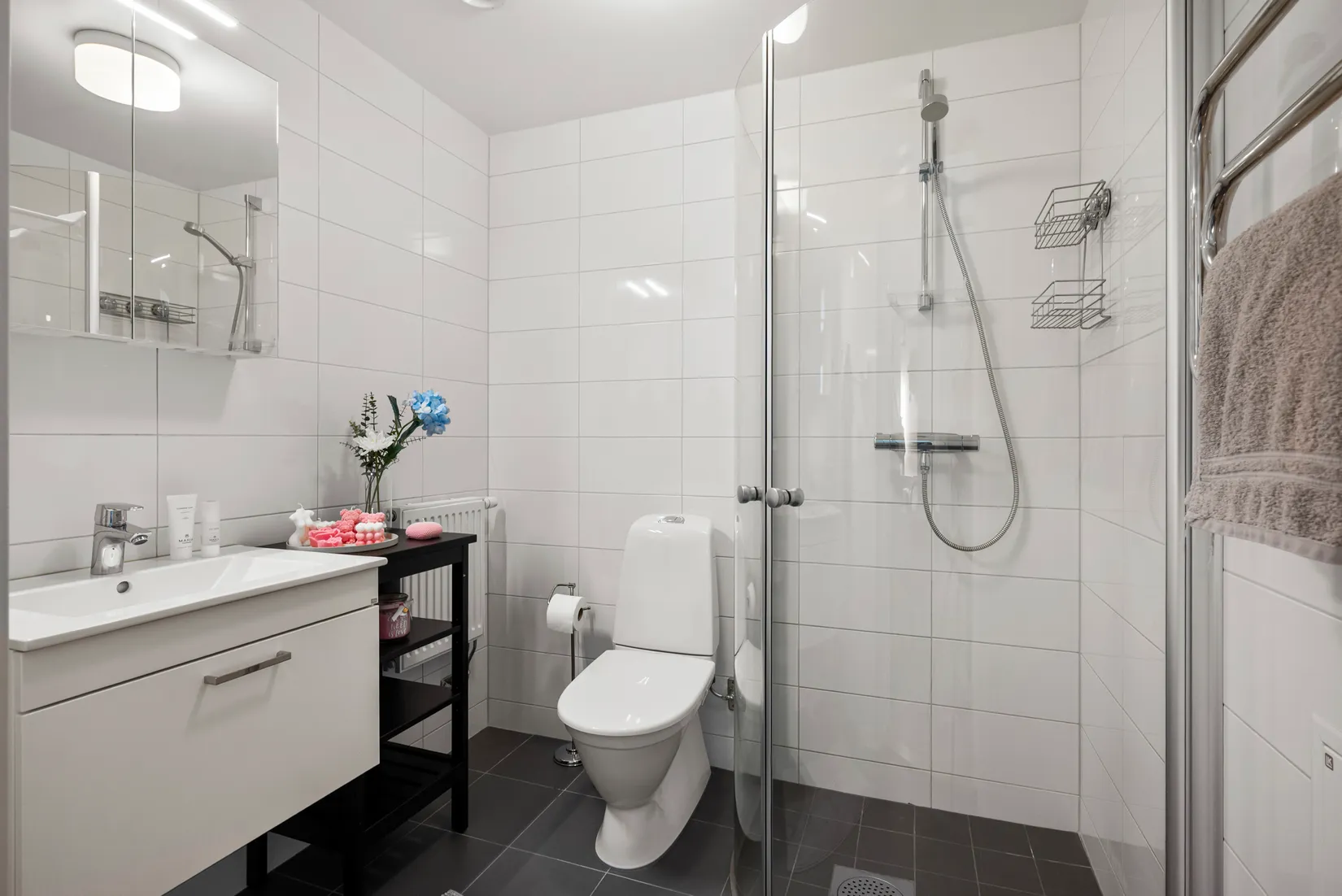 Bostadsrätt, Blomsterkungsvägen 116C, Hässelby Norra Villastad, Stockholm