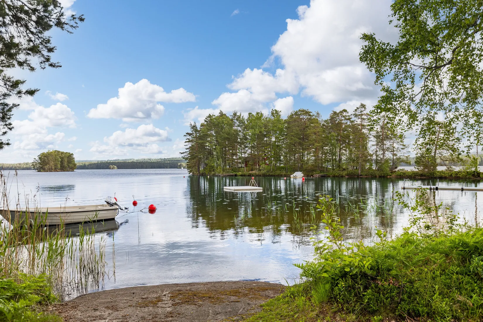 Fritidshus, Åvikstrand Åviksvägen 25, Karlsborg
