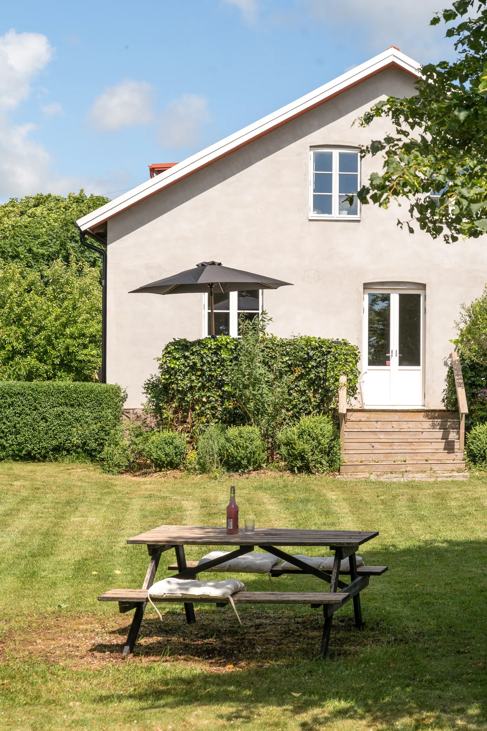 Villa, Larsgården / Räckavägen 21, Borrby, Simrishamn