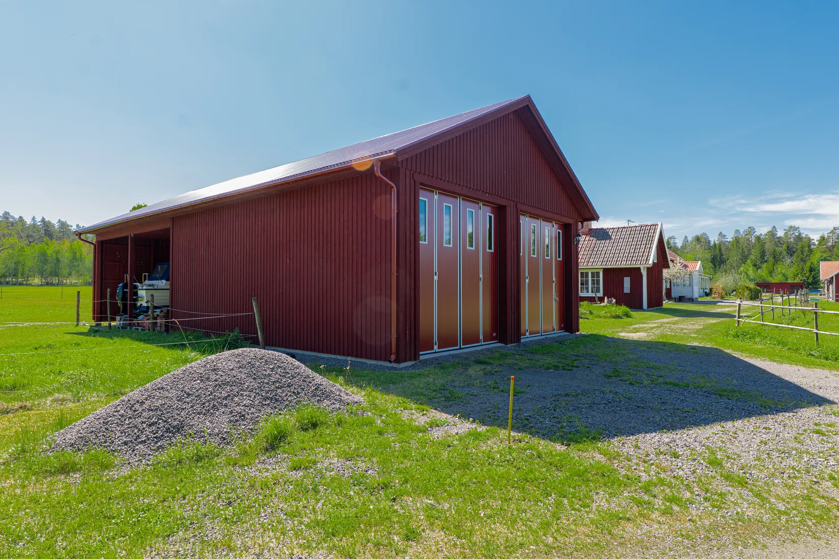 Gård/Skog, Rågvägen 22, Karlsborg