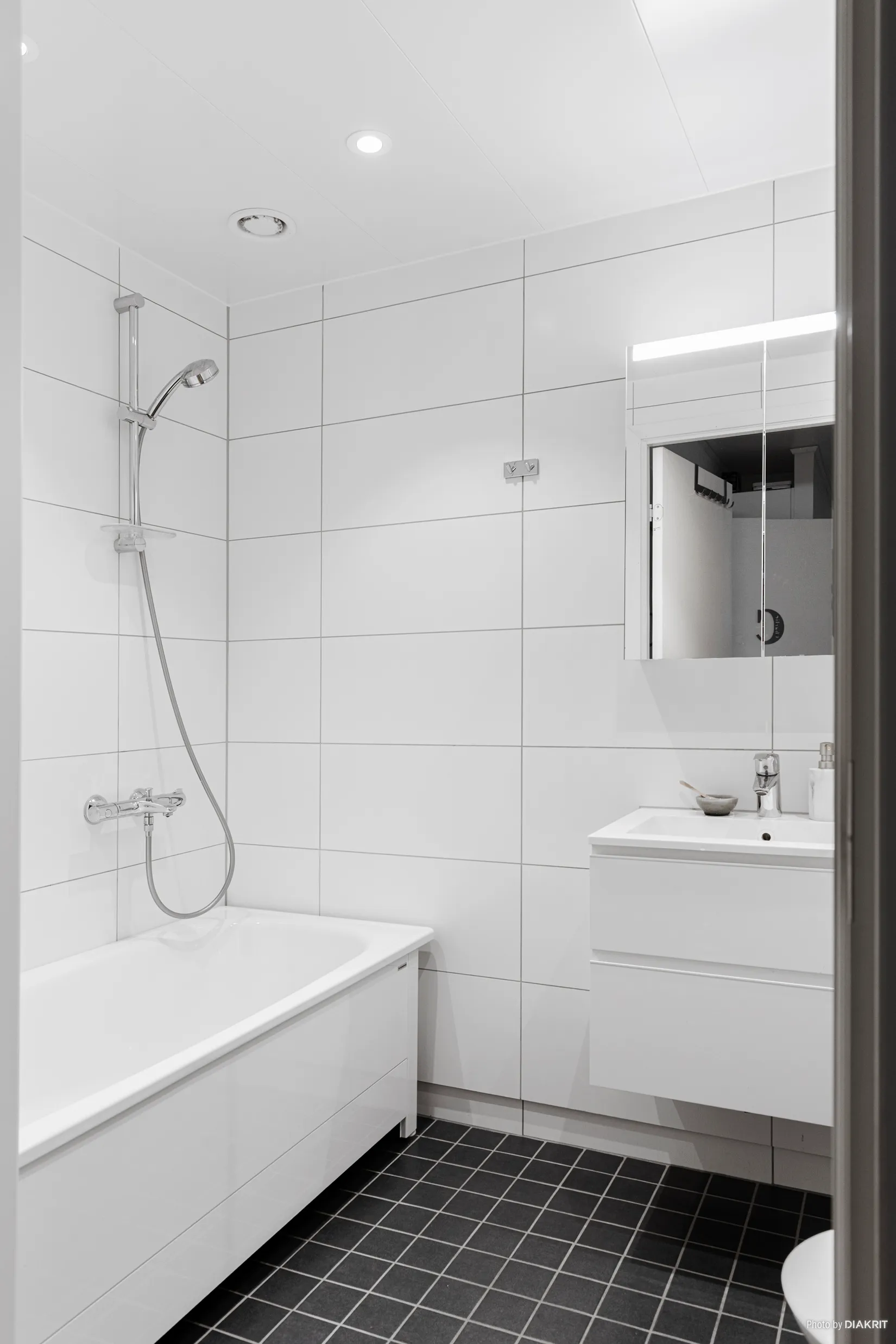 Bostadsrätt, Radhus, Krokebäcksvägen 52, Kareby, Kungälv
