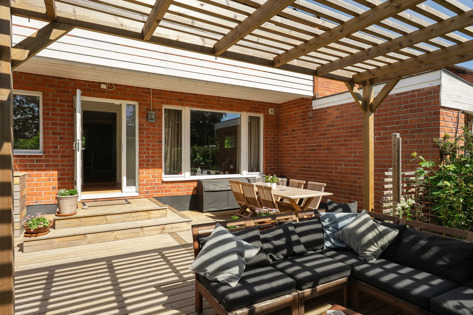 Villa, Radhus, Riddarvägen 3, Österskär, Österåker
