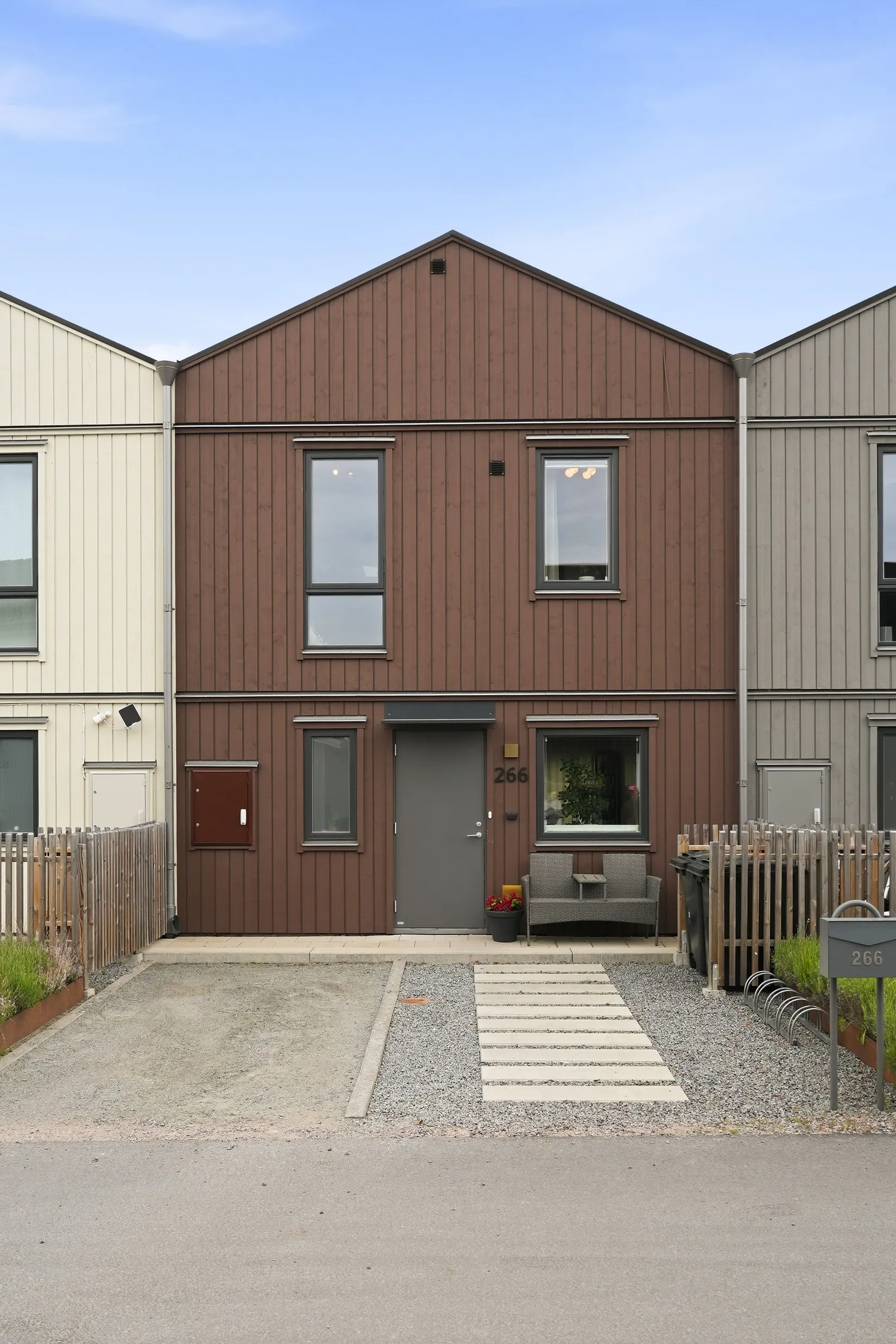 Bostadsrätt, Radhus, Vitmossvägen 266, Lindbacken, Uppsala