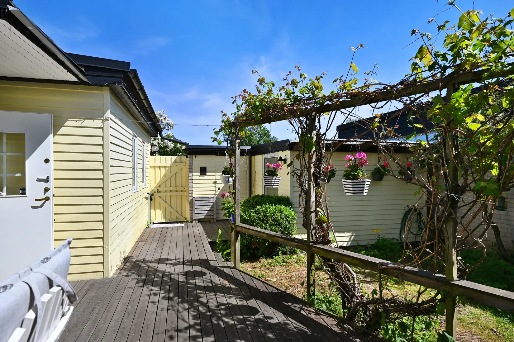 Villa, Radhus, Tennisgränd 3, Ekerö Hummelvreten, Ekerö