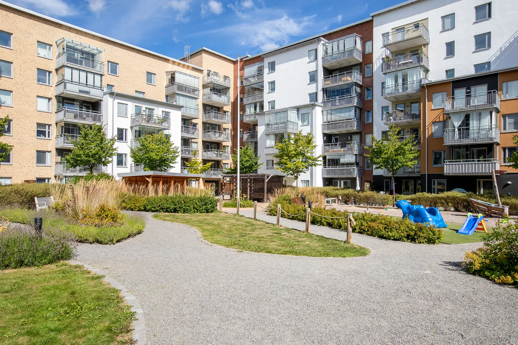 Bostadsrätt, Tullgarnsgatan 12, Kungsängen / Industristaden, Uppsala