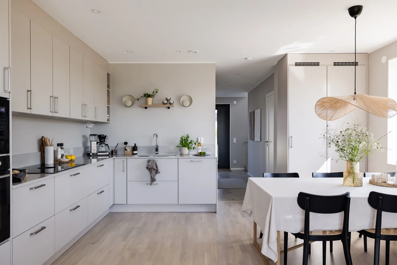 Radhus, Klövergatan, Gröna Sörby, Kumla