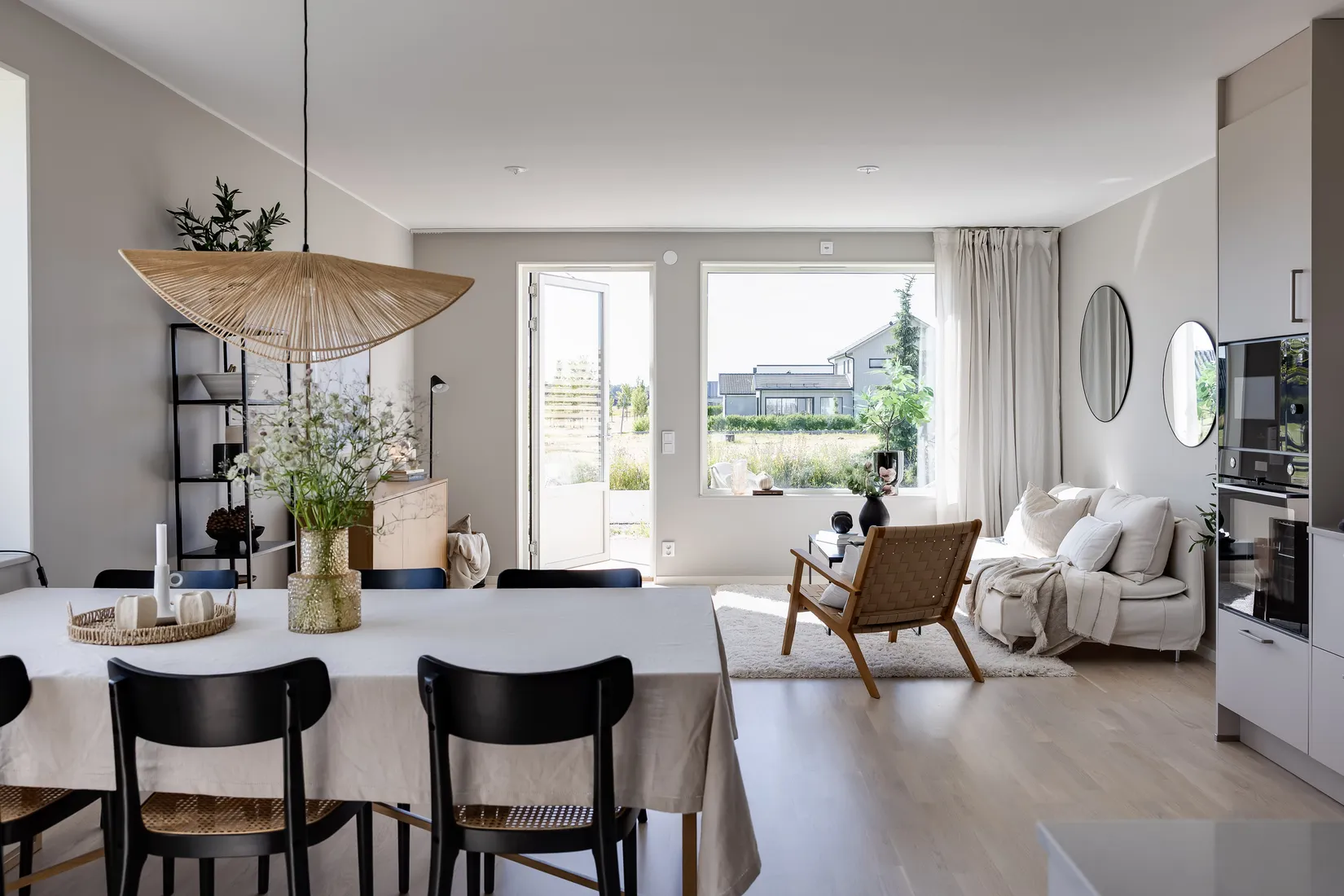 Radhus, Klövergatan, Gröna Sörby, Kumla