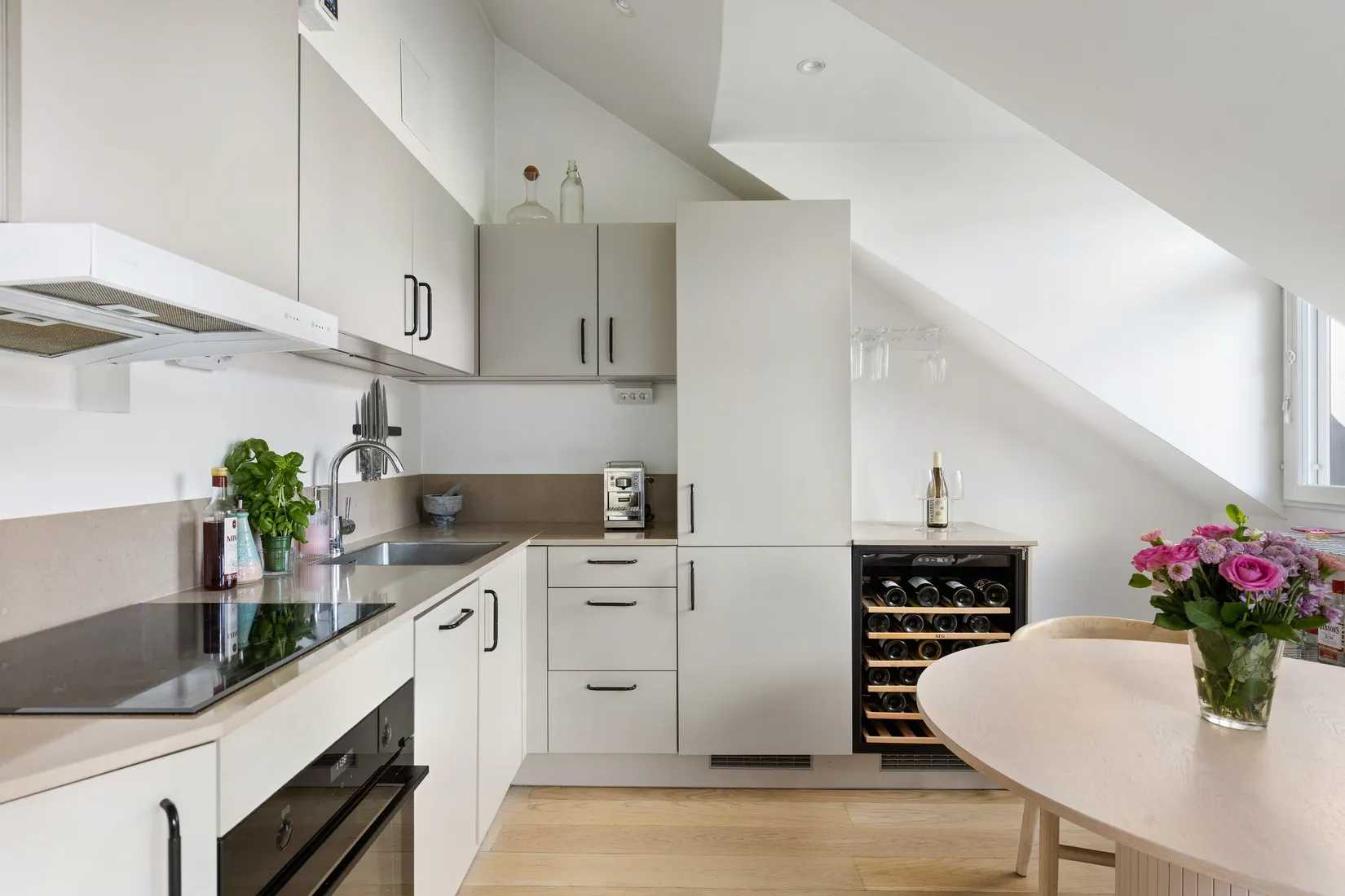 Bostadsrätt, Bondegatan 1B, högst upp!, Södermalm / SoFo, Stockholm