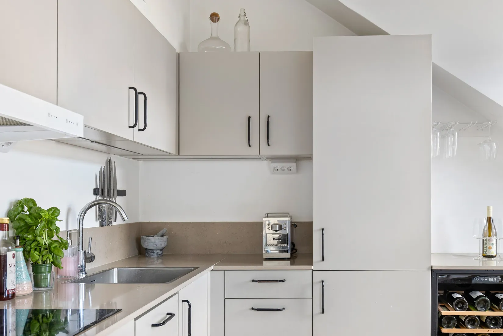Bostadsrätt, Bondegatan 1B, högst upp!, Södermalm / SoFo, Stockholm