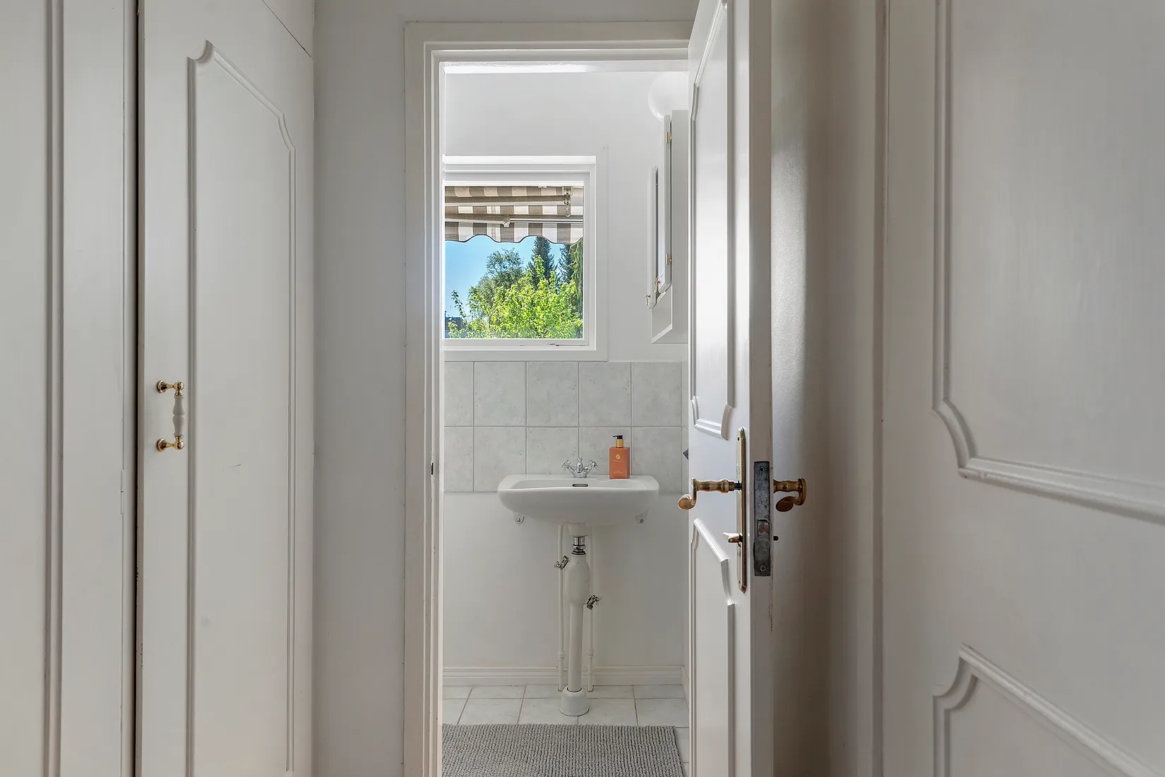 Villa, Solvagnsgatan 14, Branthovda, Västerås