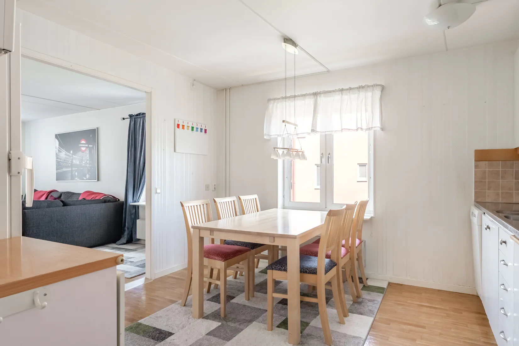 Bostadsrätt, Björkvallavägen 2A, Centralt Väsby, Upplands Väsby