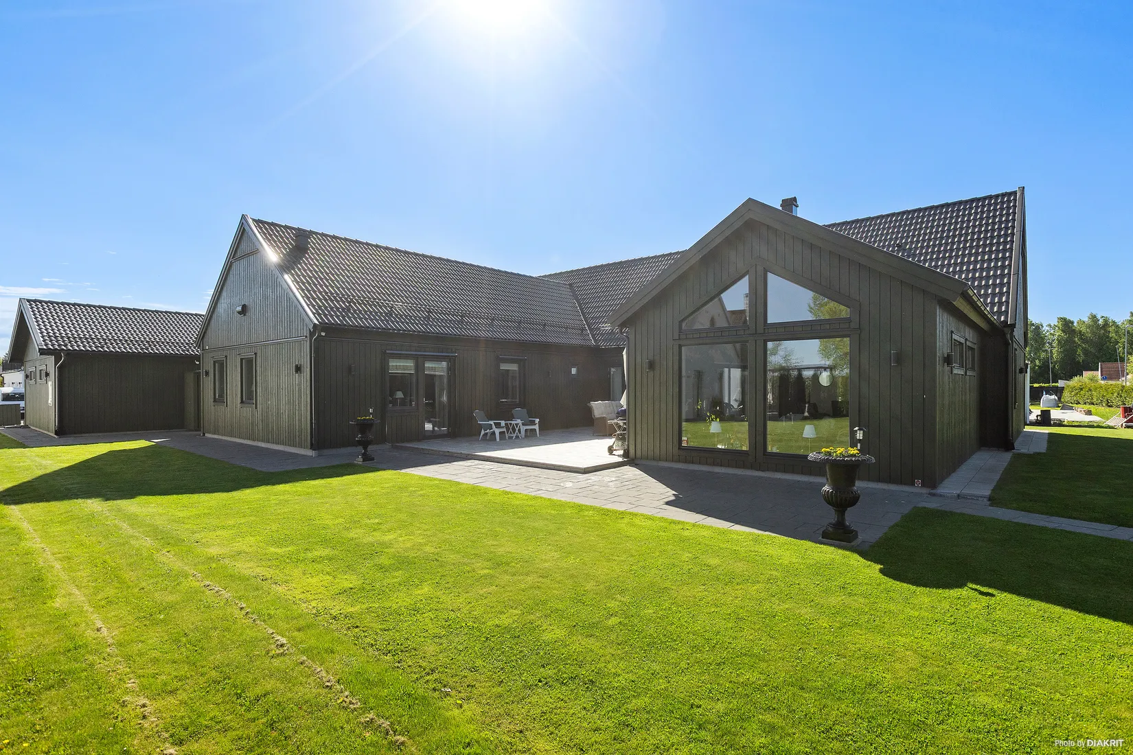 Villa, Knekt Eklöfs gata 4, Ryttartorpet, Kumla