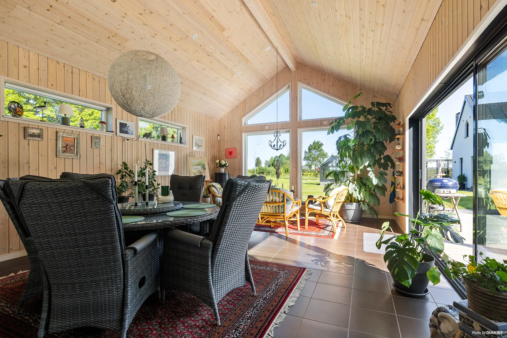 Villa, Knekt Eklöfs gata 4, Ryttartorpet, Kumla