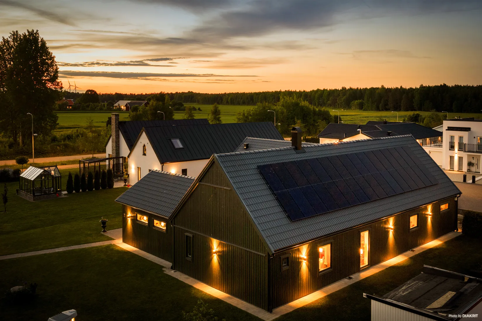 Villa, Knekt Eklöfs gata 4, Ryttartorpet, Kumla
