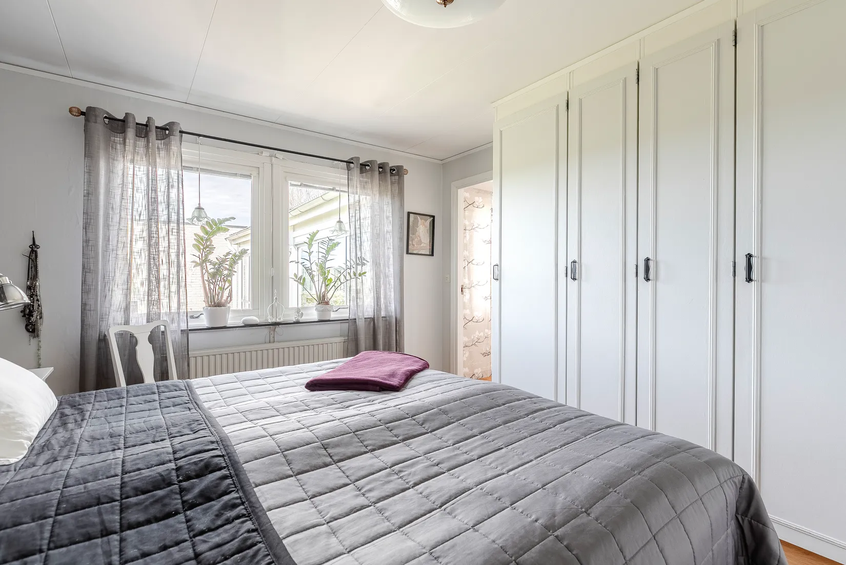 Villa, Radhus, Hallonstigen 21, Aneby
