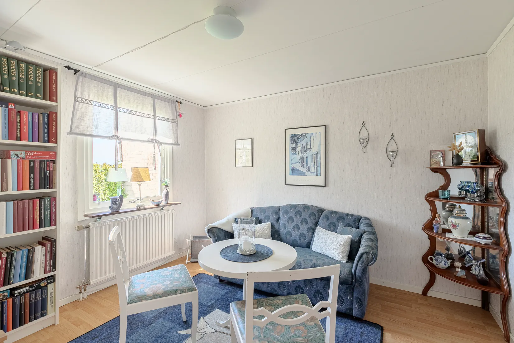 Villa, Radhus, Hallonstigen 21, Aneby