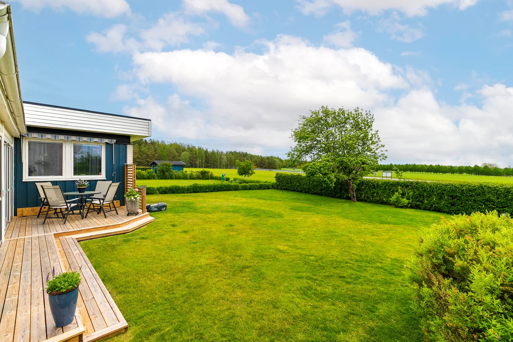 Villa, Radhus, Hallonstigen 21, Aneby