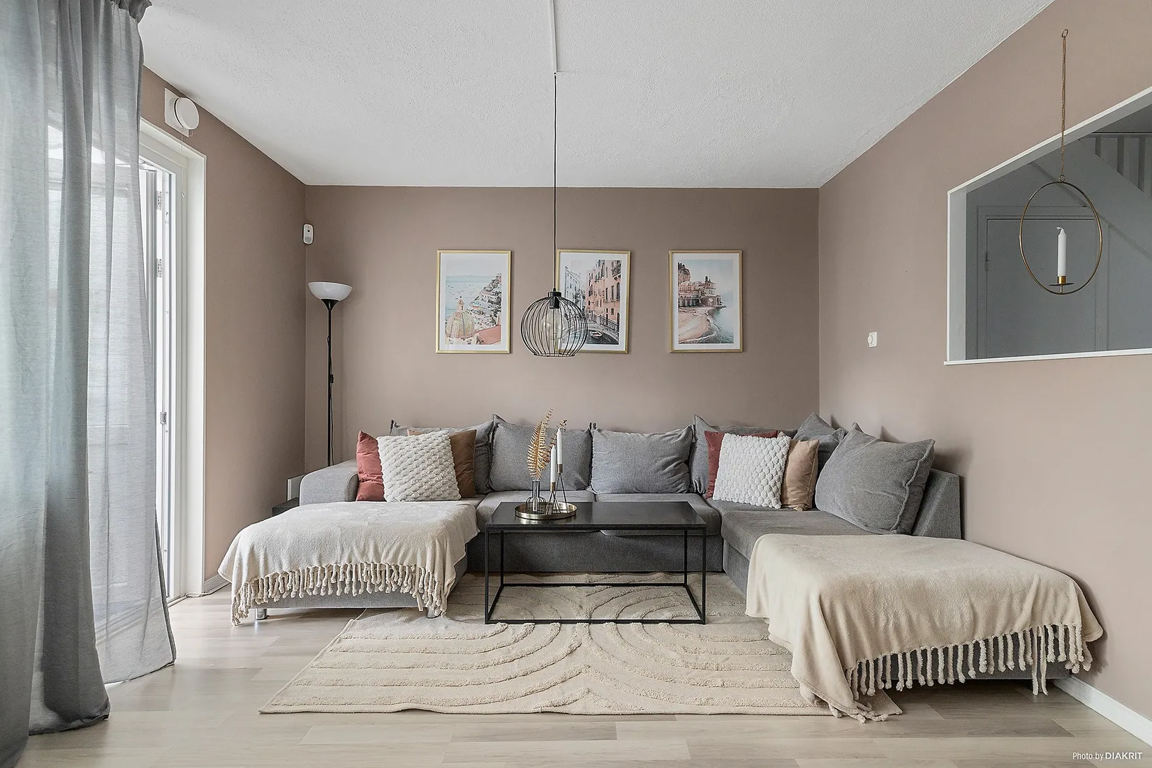 Radhus, Byalagsgatan 4f, Nya Hjärsta, Örebro