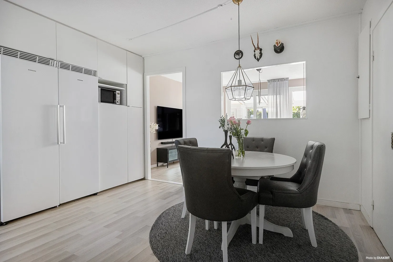 Radhus, Byalagsgatan 4f, Nya Hjärsta, Örebro