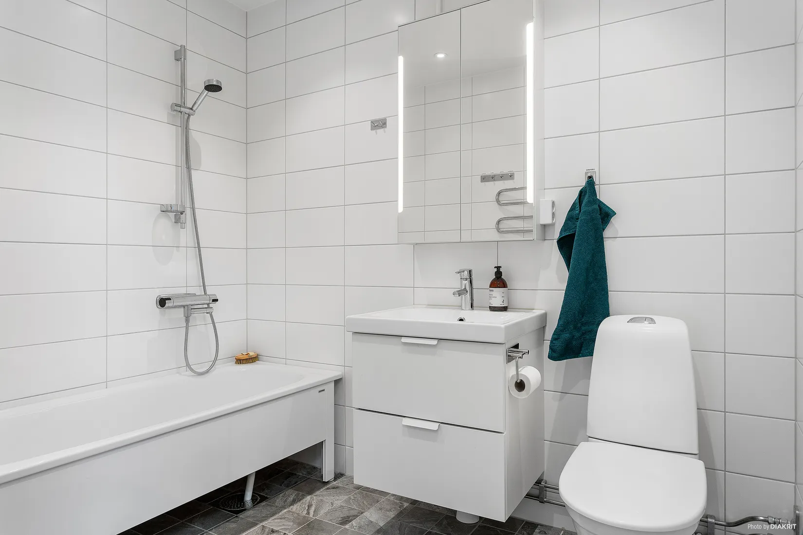 Radhus, Båtvägen 29, Gustavsberg Porslinskvarteren, Värmdö