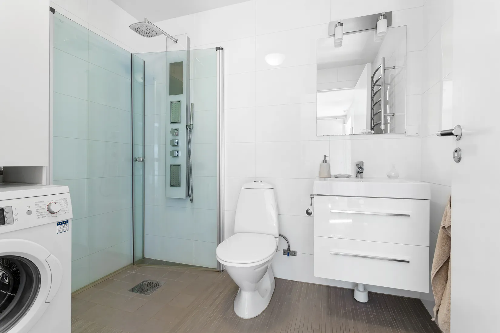 Bostadsrätt, Täbyvägen 75, Skarpäng, Täby