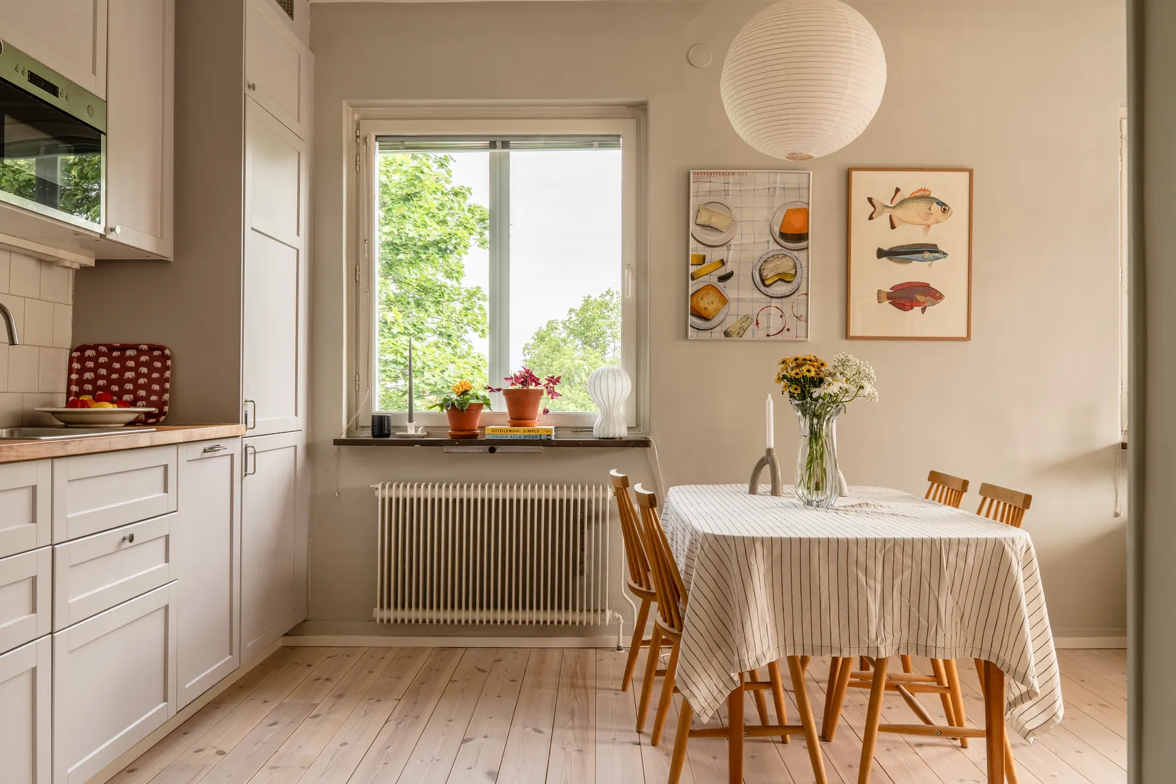 Bostadsrätt, Midsommarvägen 31, högst upp, Midsommarkransen, Stockholm