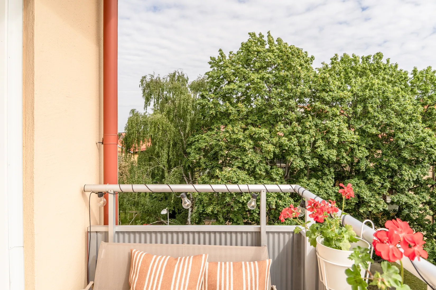Bostadsrätt, Midsommarvägen 31, högst upp, Midsommarkransen, Stockholm