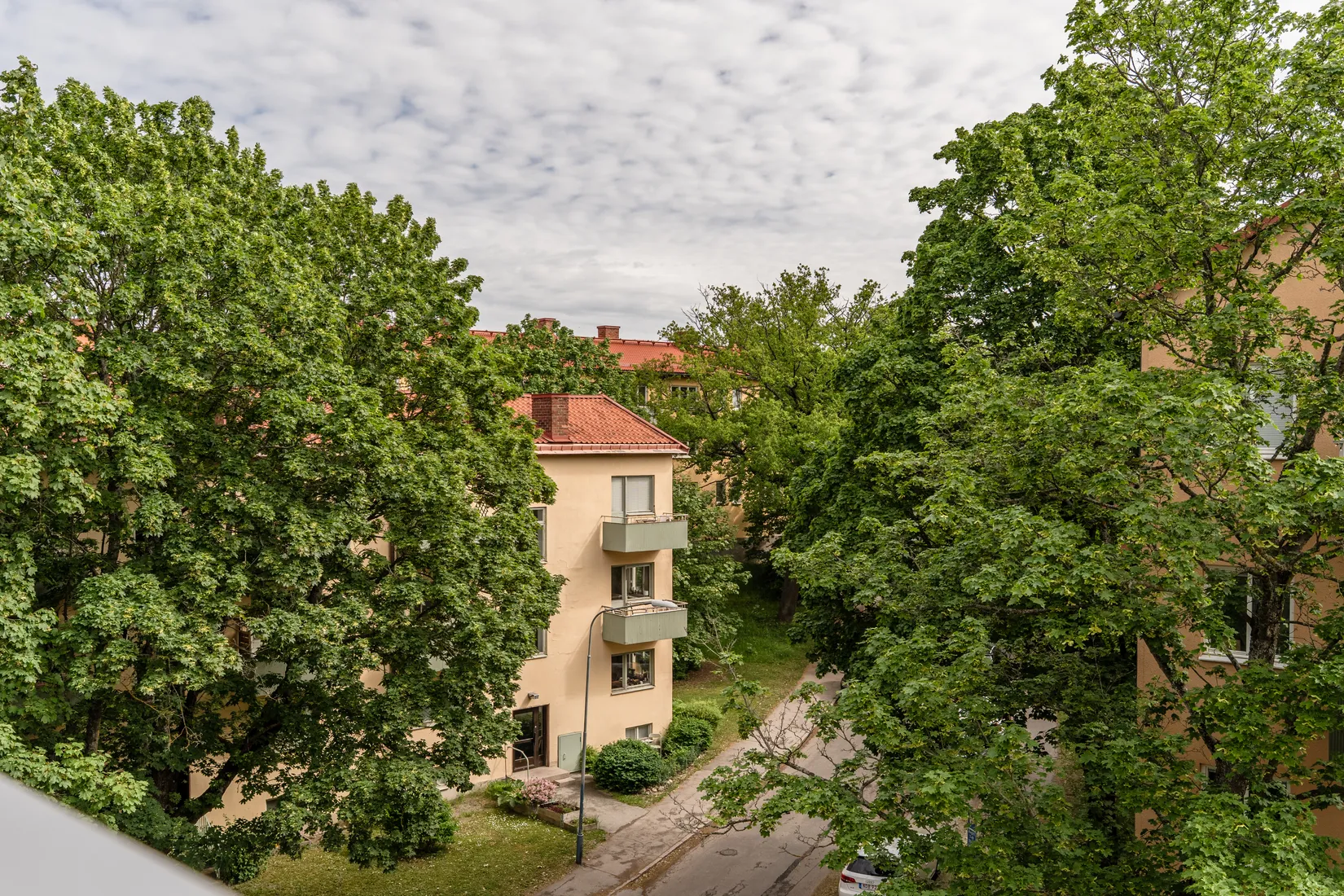 Bostadsrätt, Midsommarvägen 31, högst upp, Midsommarkransen, Stockholm