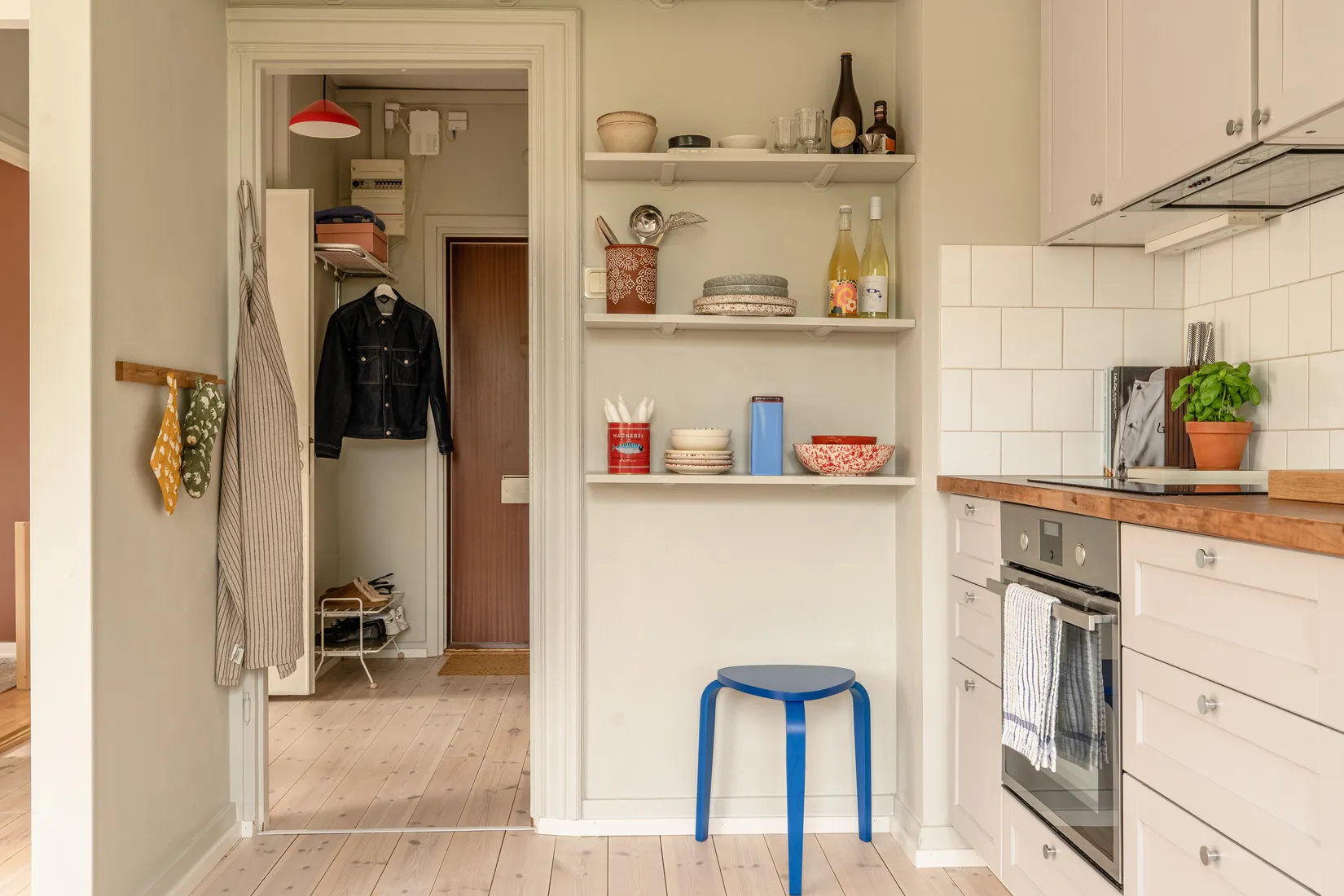 Bostadsrätt, Midsommarvägen 31, högst upp, Midsommarkransen, Stockholm
