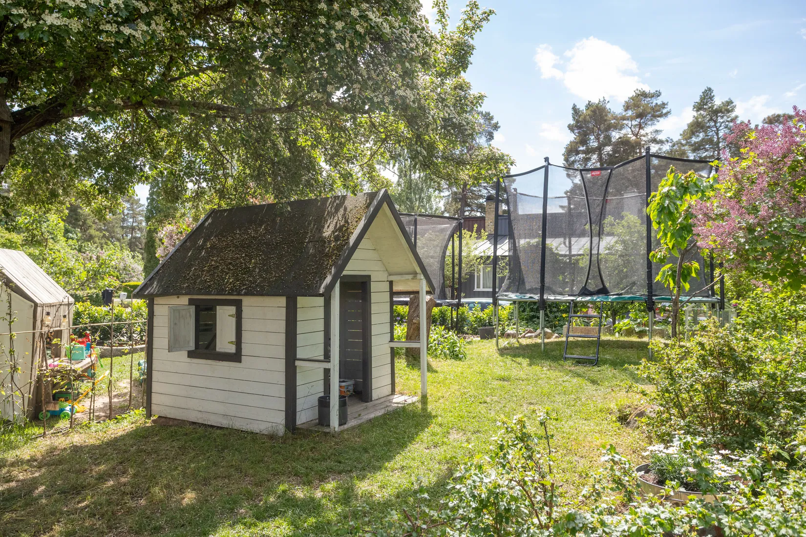 Villa, Radhus, Kurirgatan 9, Hässelby Gård, Stockholm