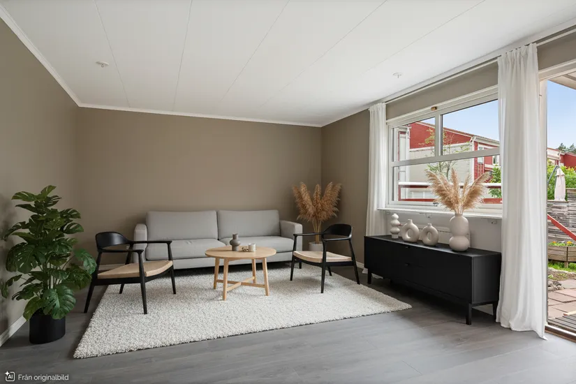 Radhus, Västergården 163, Västergården, Vallentuna