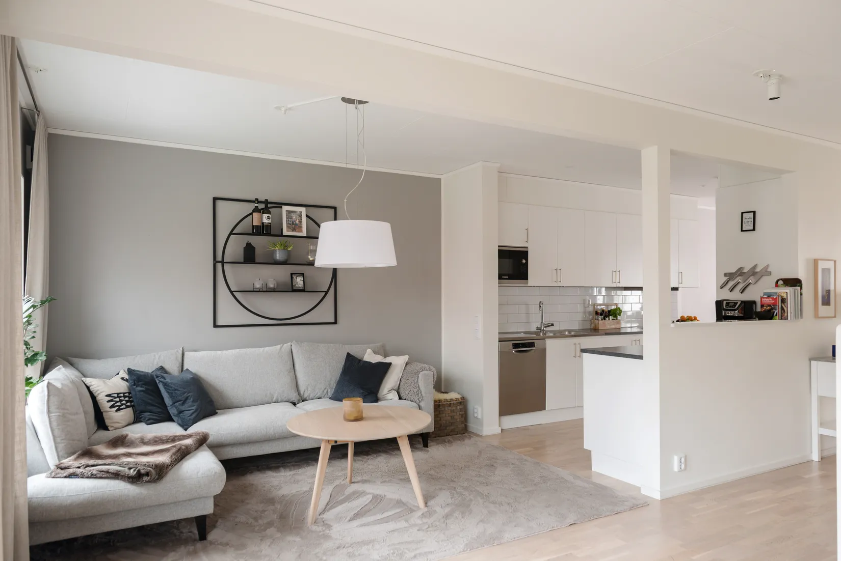 Bostadsrätt, Radhus, Klockarebovägen 42, Bålsta Frösundavik, Håbo