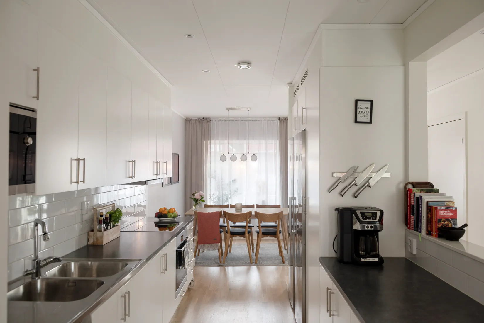 Bostadsrätt, Radhus, Klockarebovägen 42, Bålsta Frösundavik, Håbo