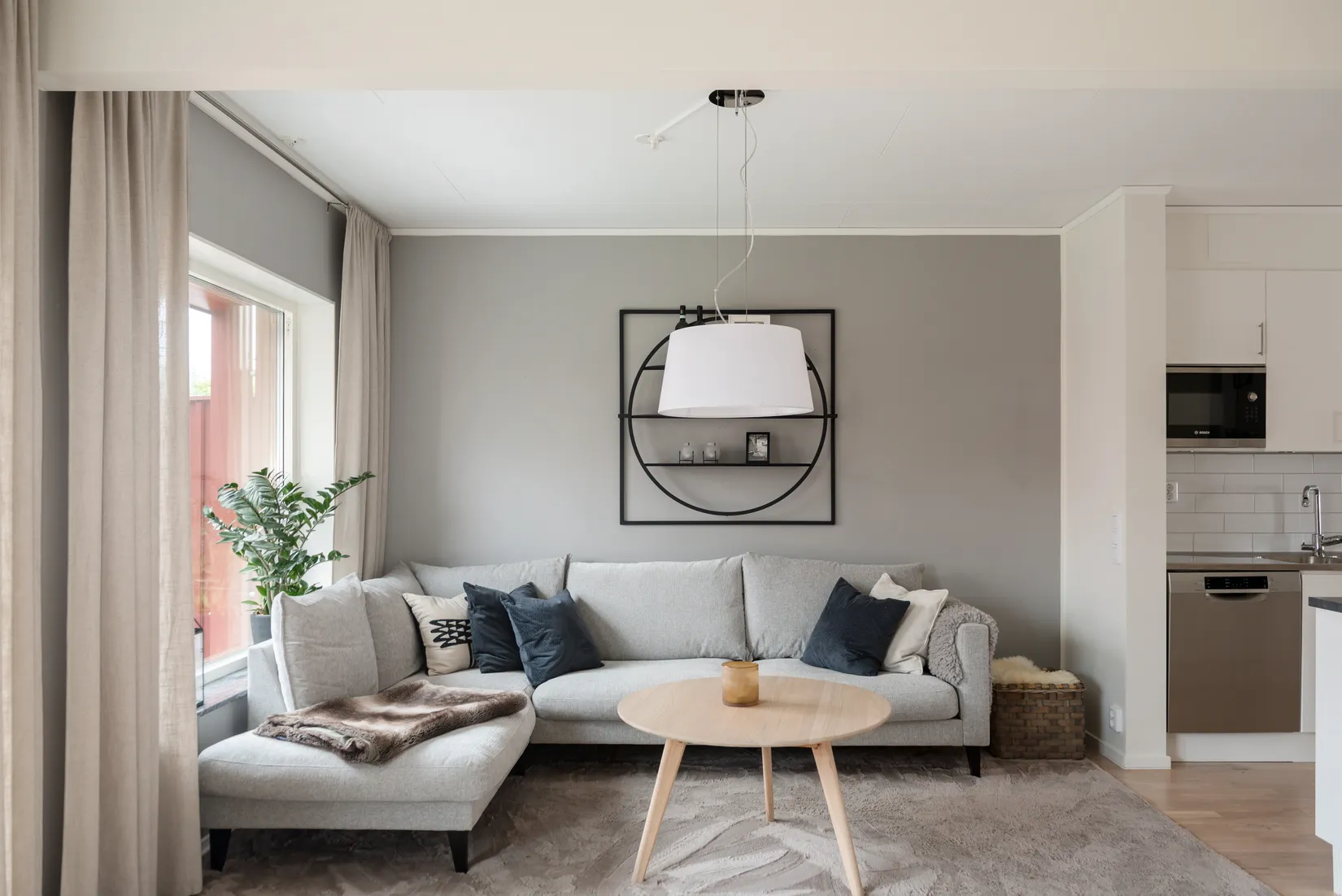 Bostadsrätt, Radhus, Klockarebovägen 42, Bålsta Frösundavik, Håbo
