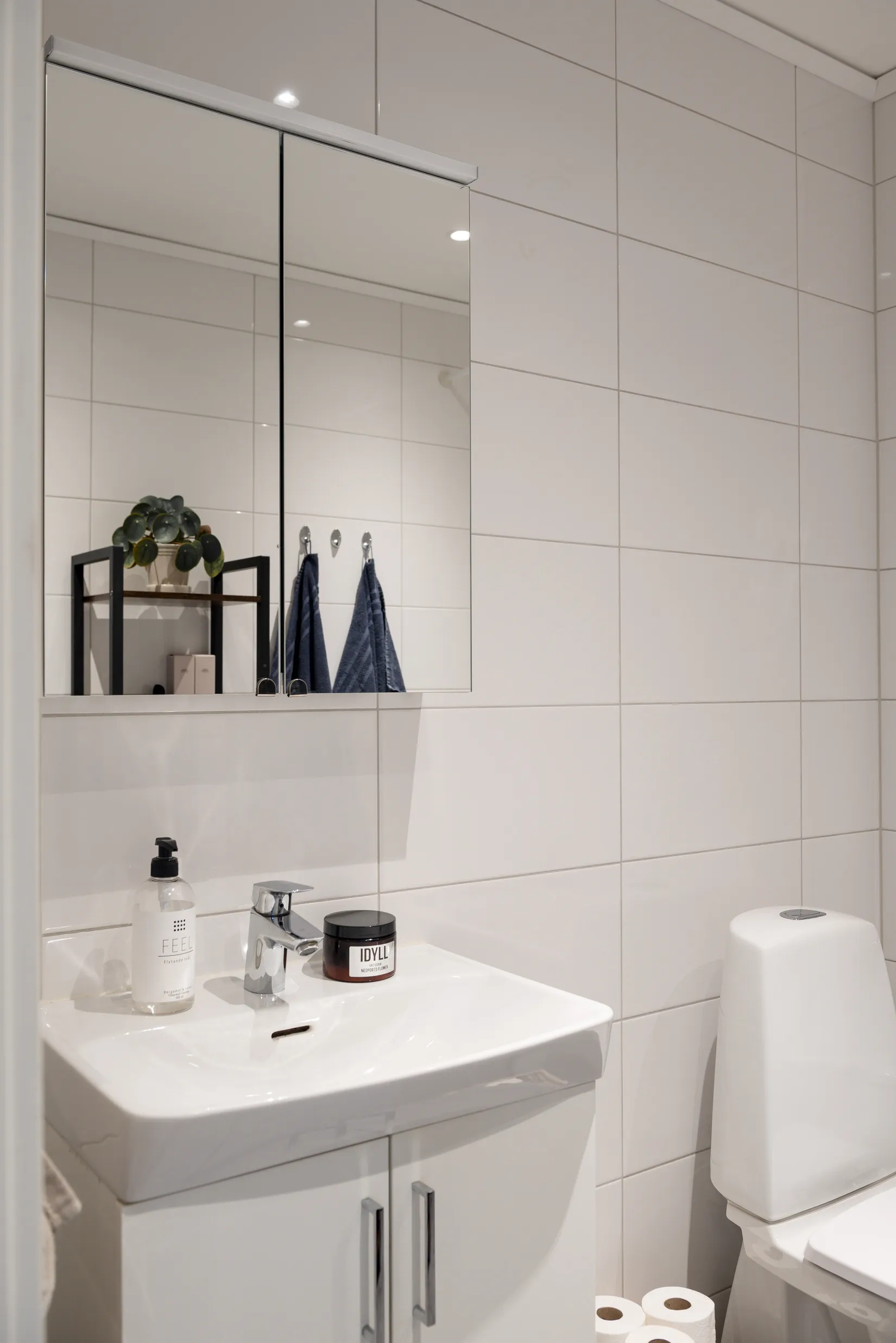 Bostadsrätt, Radhus, Klockarebovägen 42, Bålsta Frösundavik, Håbo