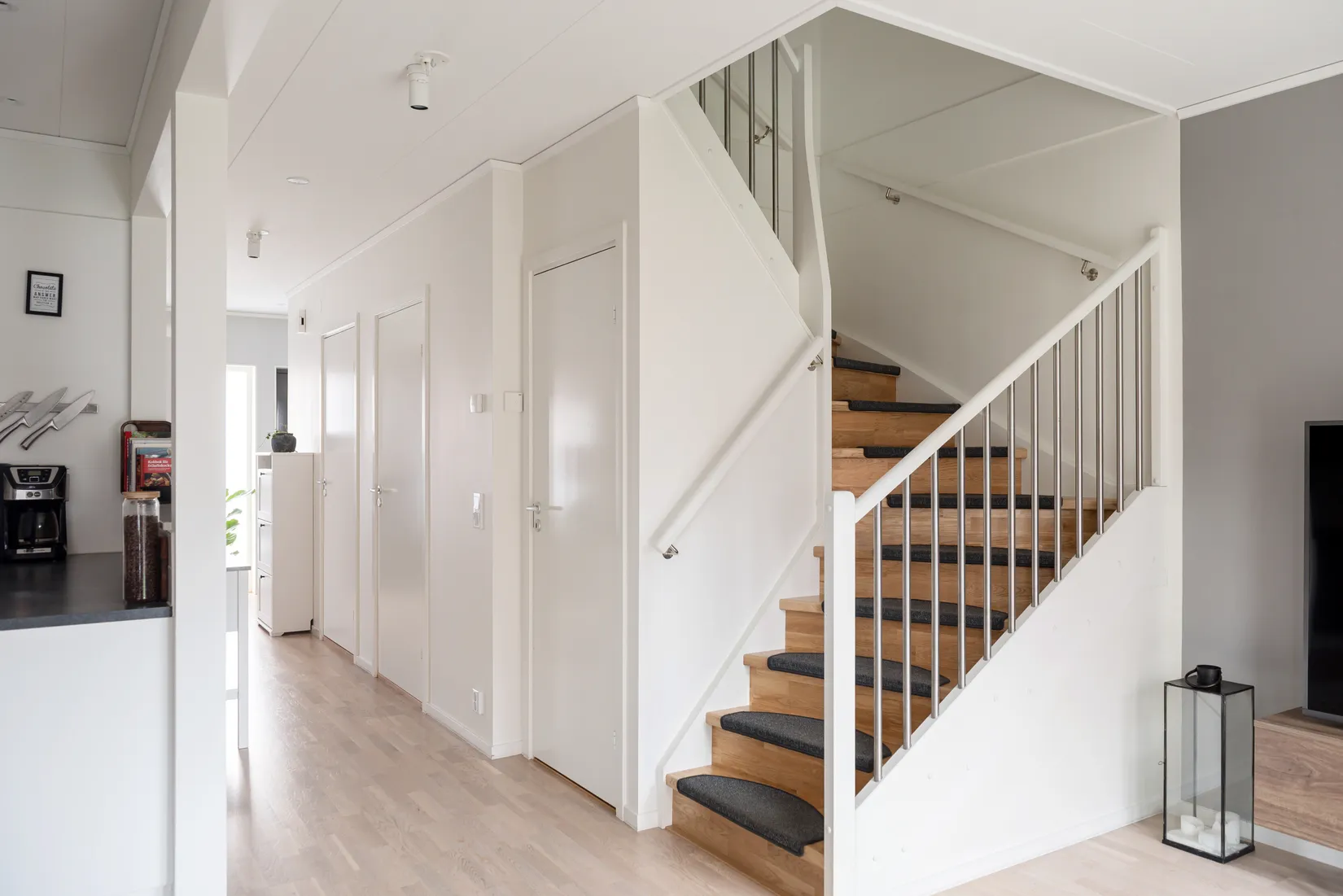 Bostadsrätt, Radhus, Klockarebovägen 42, Bålsta Frösundavik, Håbo