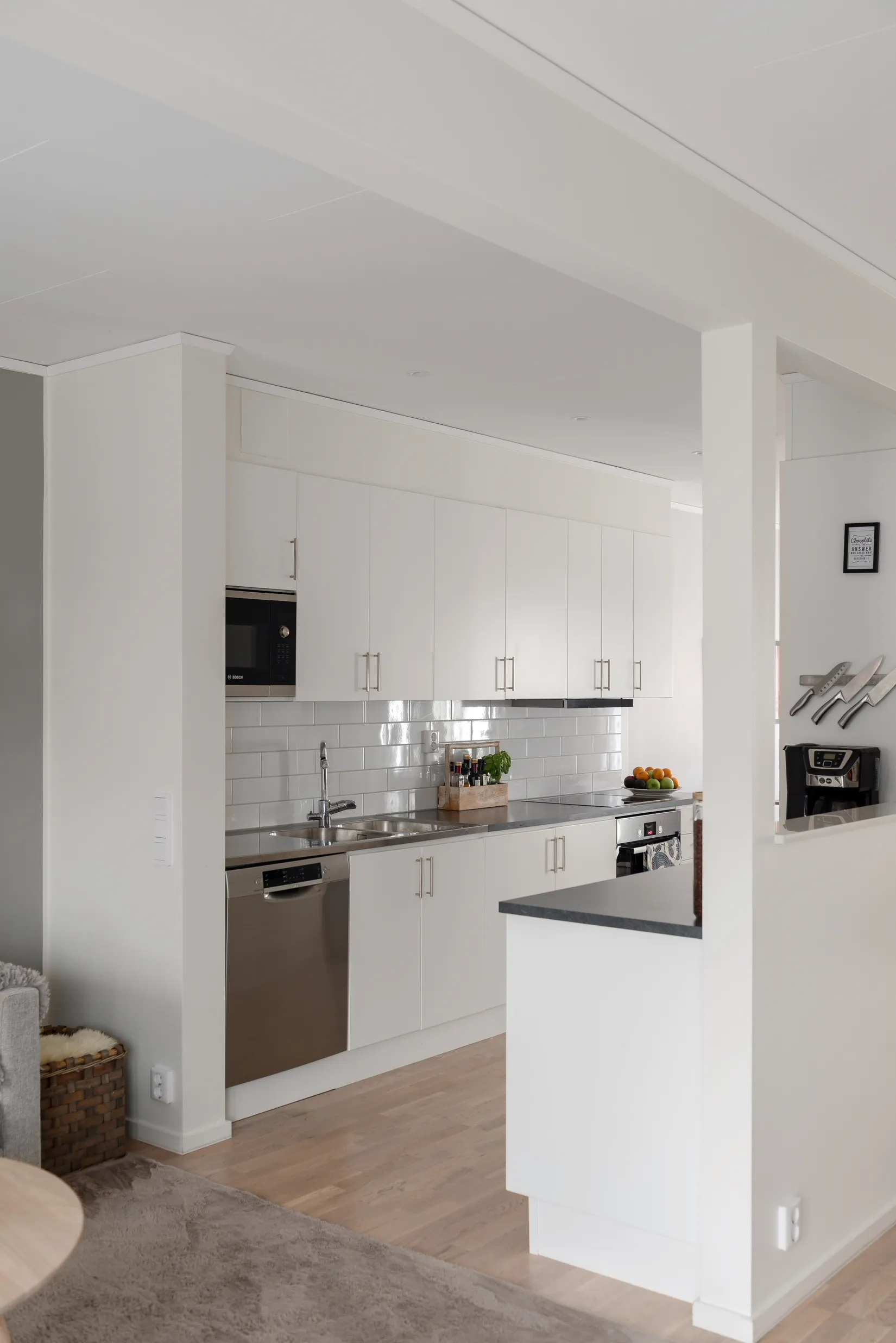 Bostadsrätt, Radhus, Klockarebovägen 42, Bålsta Frösundavik, Håbo