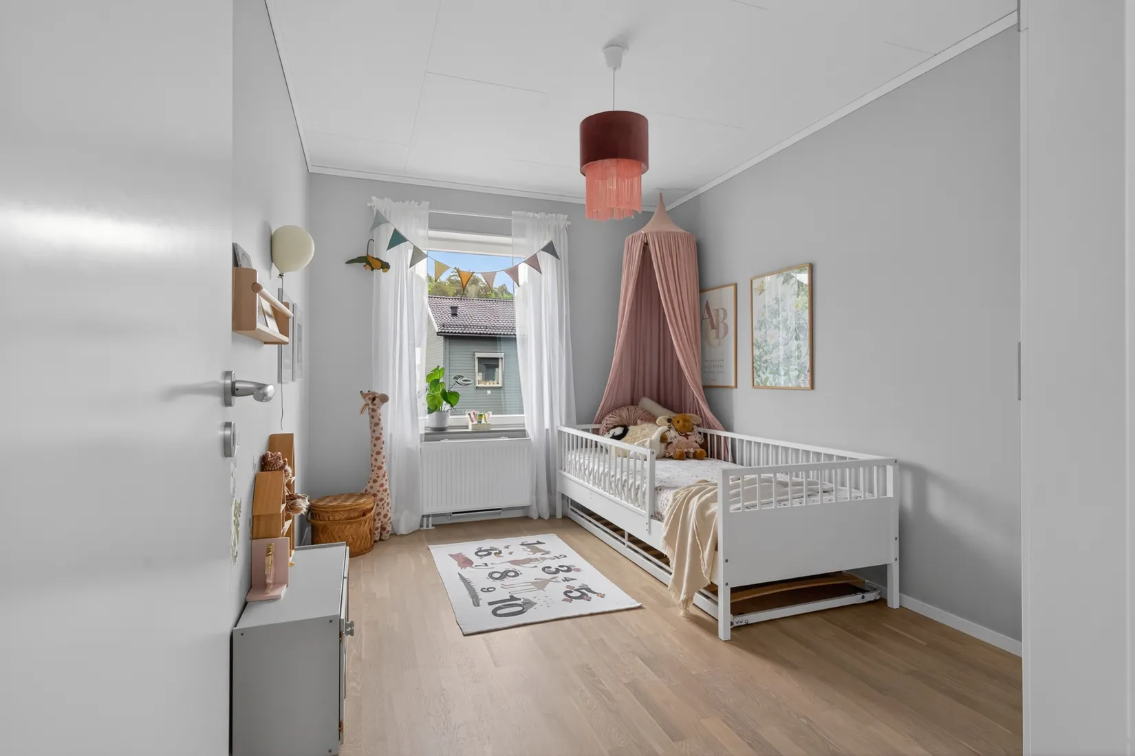 Bostadsrätt, Radhus, Pennygränd 16, Täljö, Österåker
