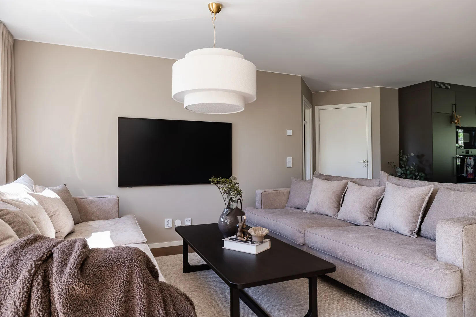 Villa, Klövergatan 9, Gröna Sörby, Kumla