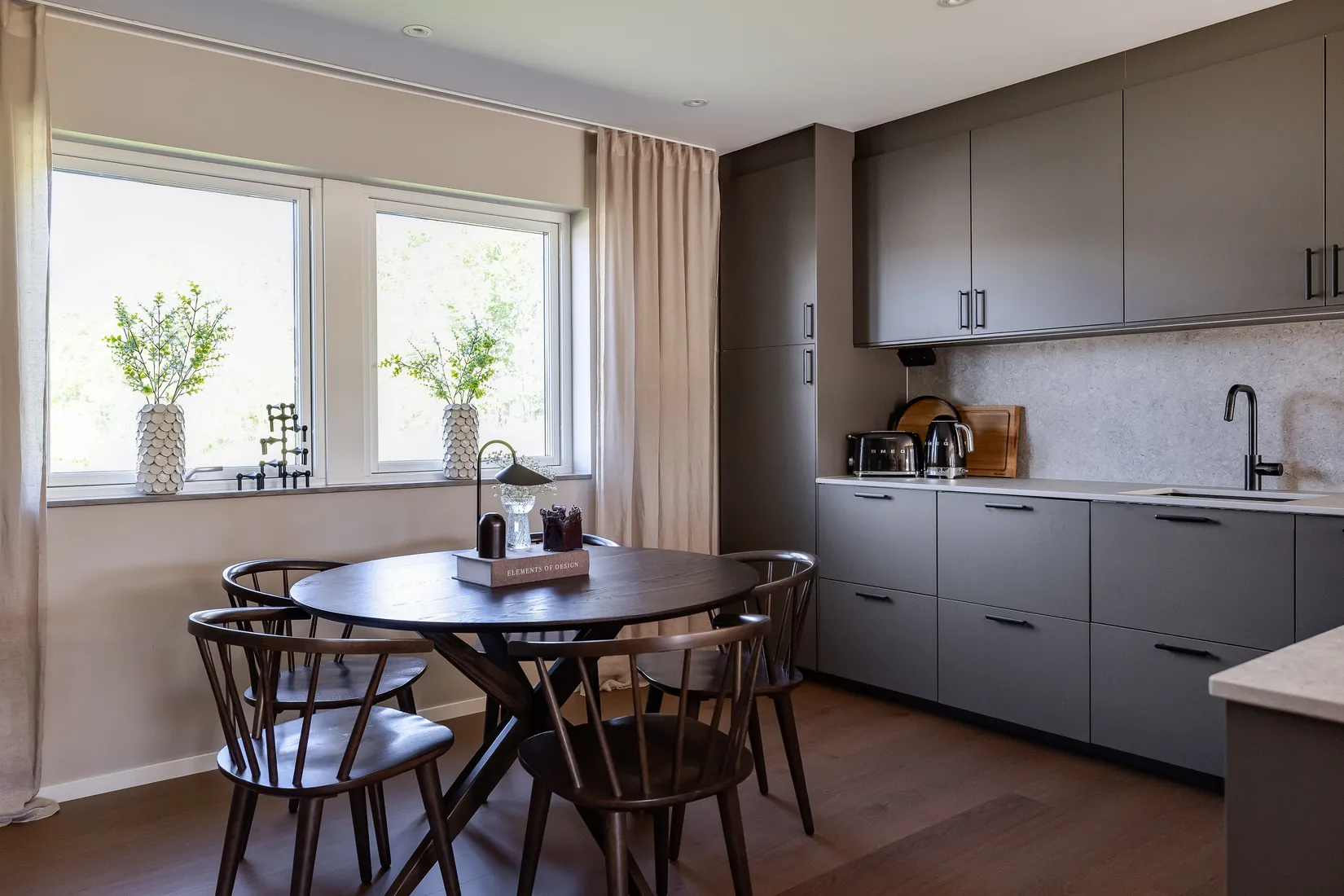 Villa, Klövergatan 9, Gröna Sörby, Kumla