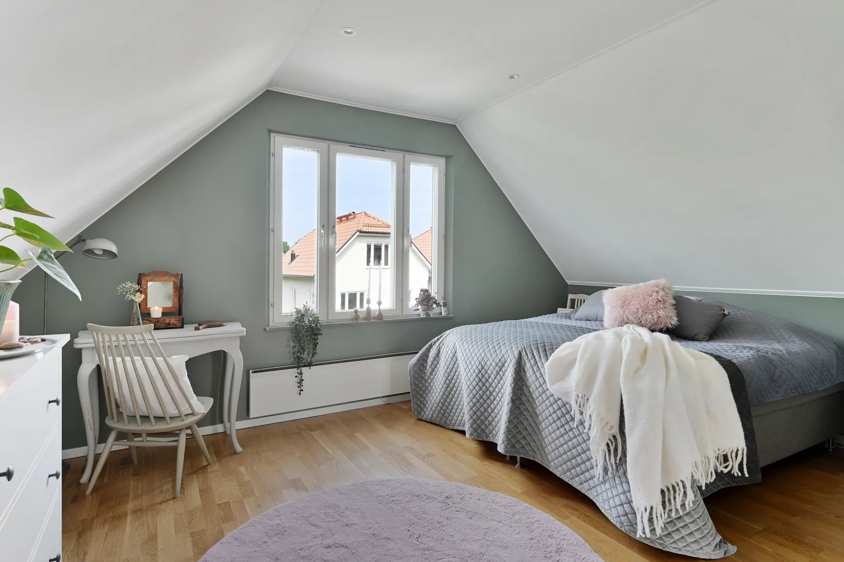 Radhus, Åkertegsgränd 12, Sundby, Stockholm