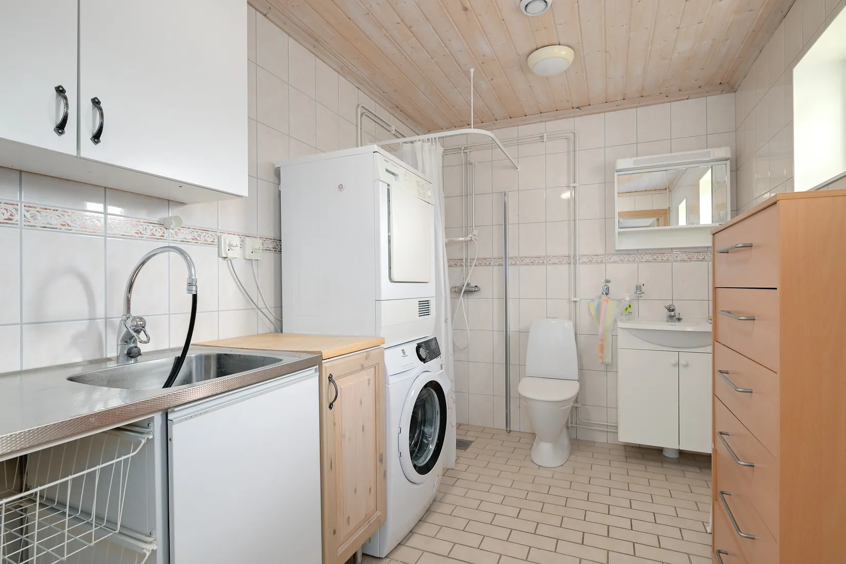 Villa, Radhus, Mastvägen 22, Täfteå, Umeå