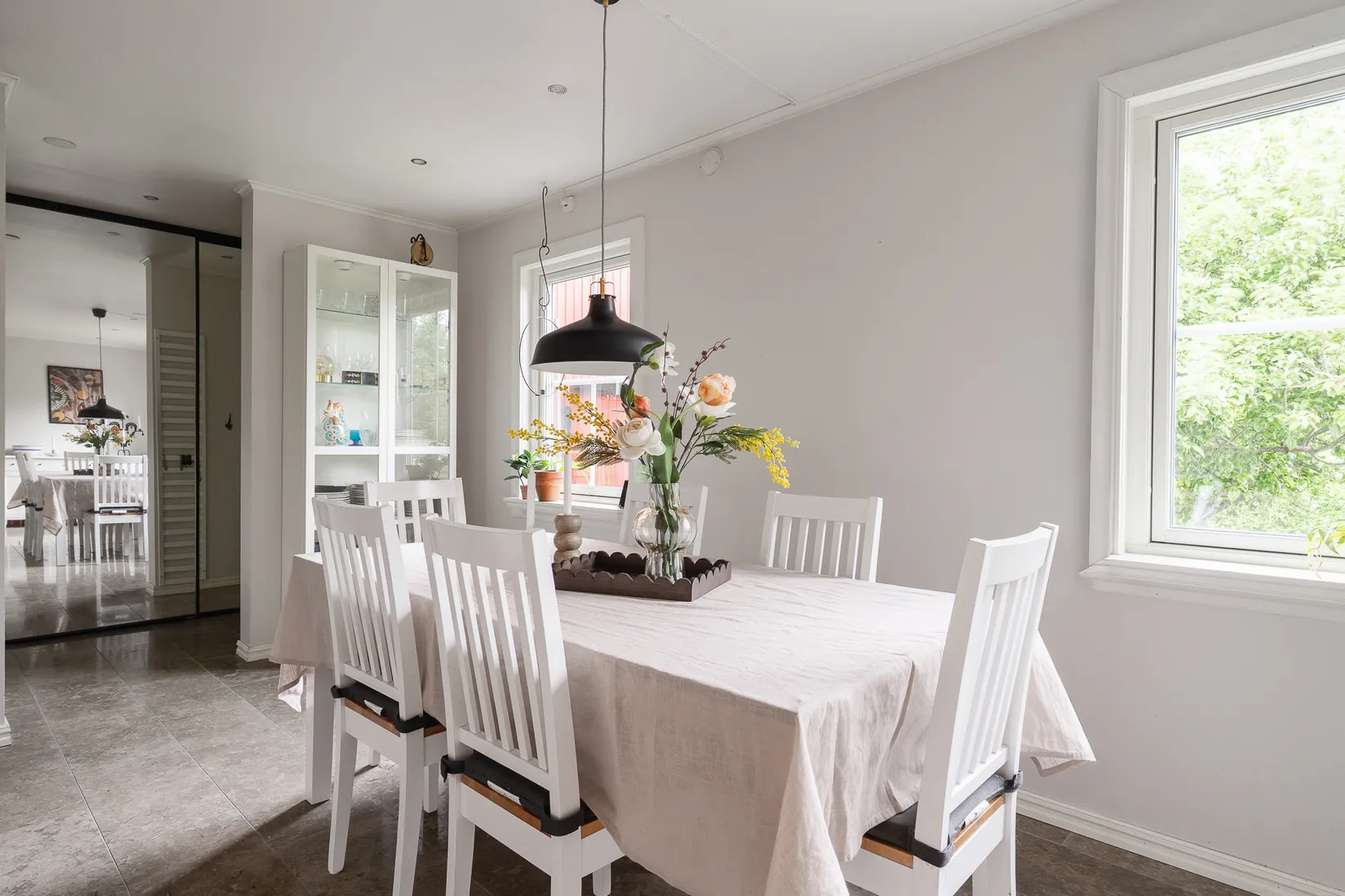 Villa, Radhus, Gullvivevägen 29, Tuna, Österåker