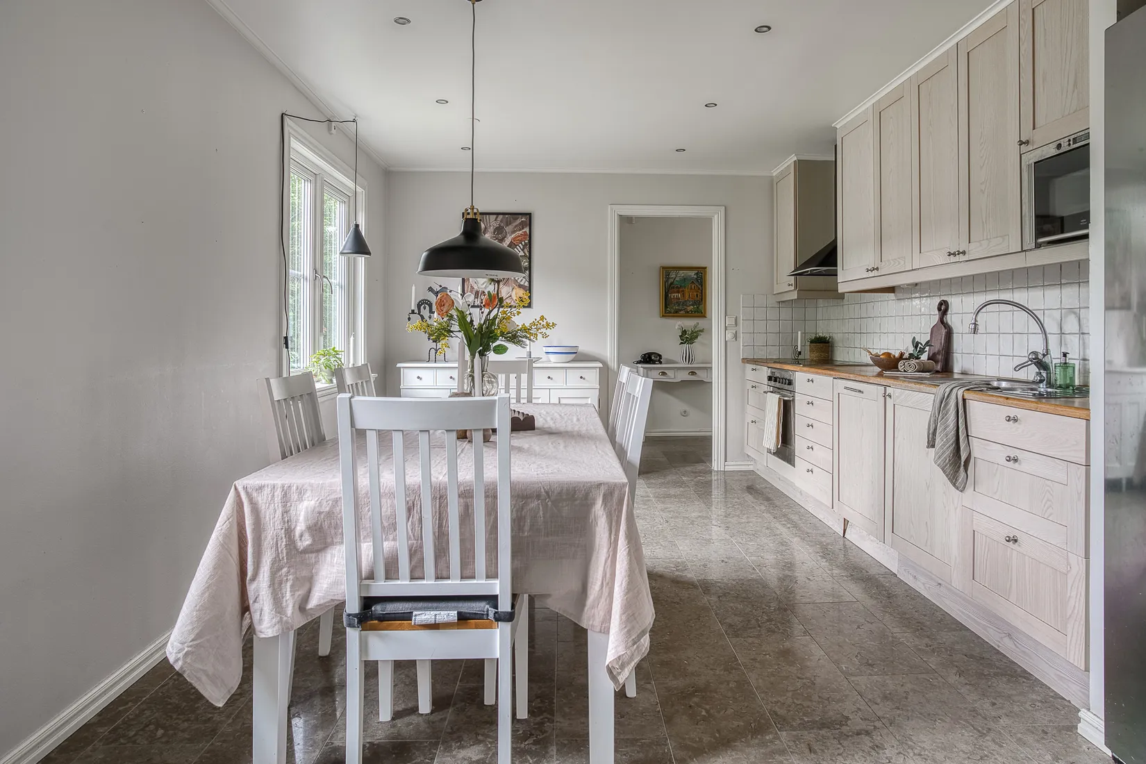 Villa, Radhus, Gullvivevägen 29, Tuna, Österåker