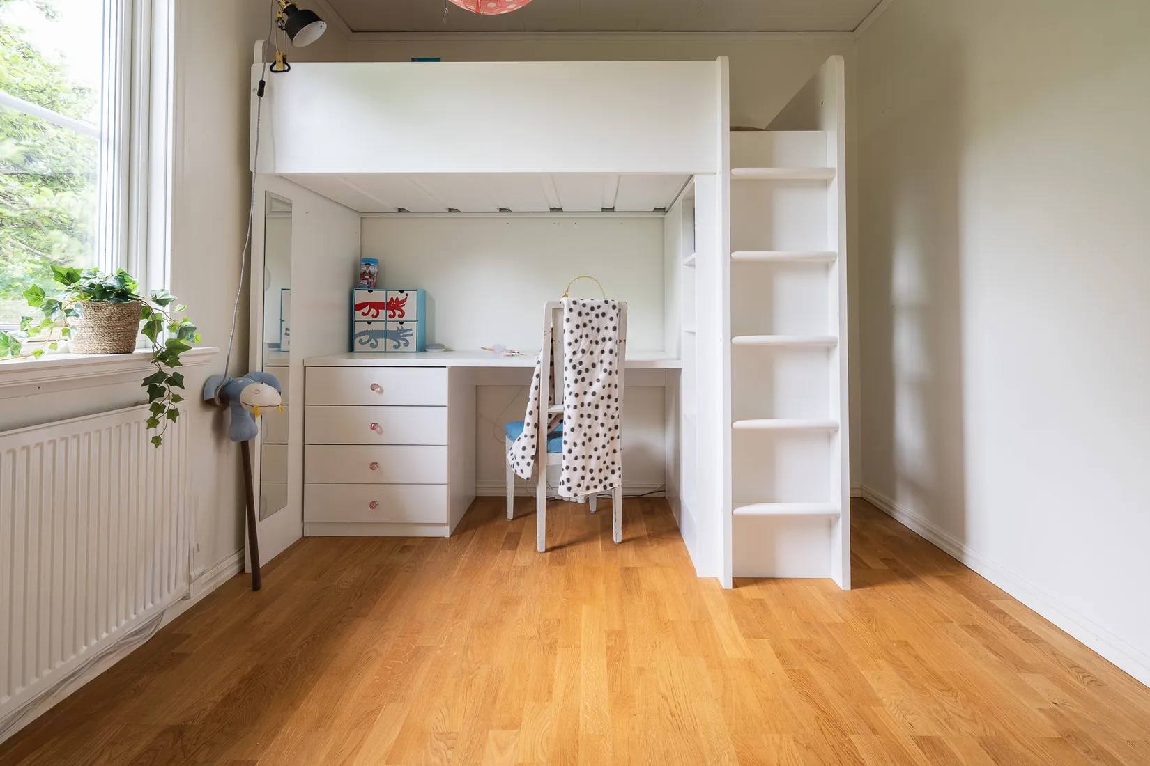 Villa, Radhus, Gullvivevägen 29, Tuna, Österåker