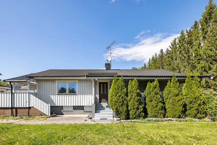 Villa, Bärnstensvägen 5, Skälby, Järfälla