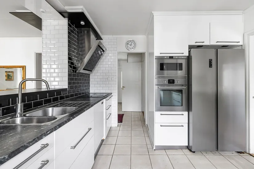 Villa, Bärnstensvägen 5, Skälby, Järfälla